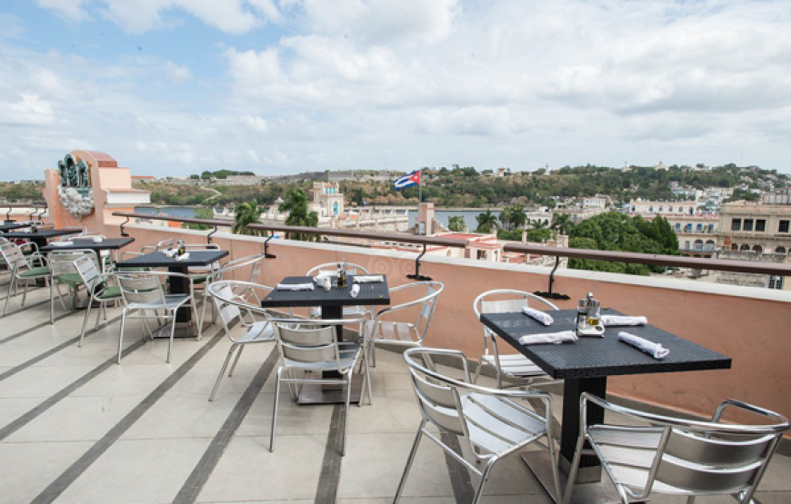 Hotel Ambos Mundos