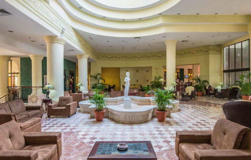 Hotel Valentin Quinta Avenida