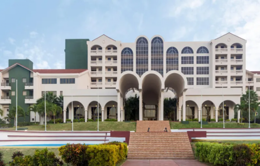 Hotel Valentin Quinta Avenida
