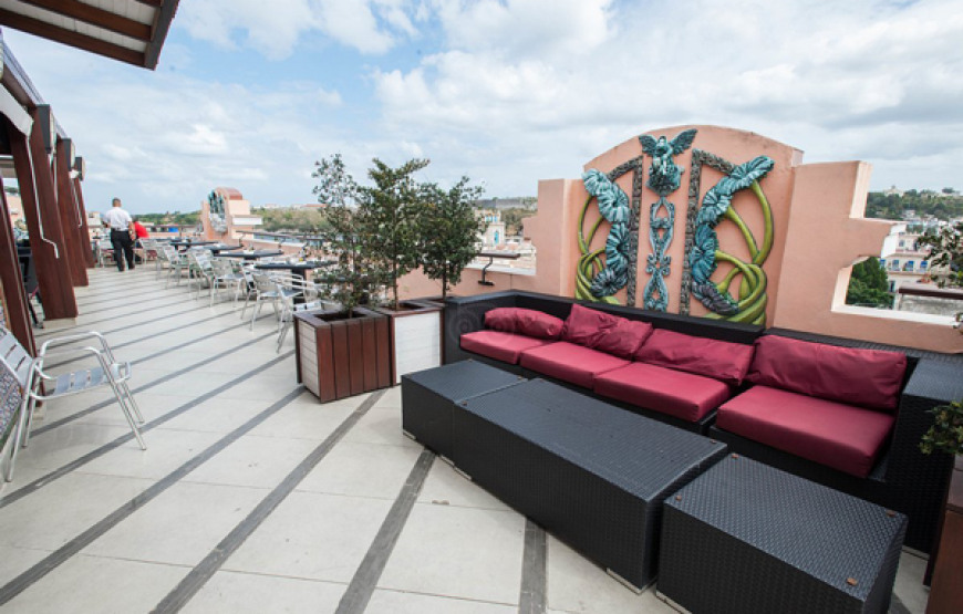 Hotel Ambos Mundos