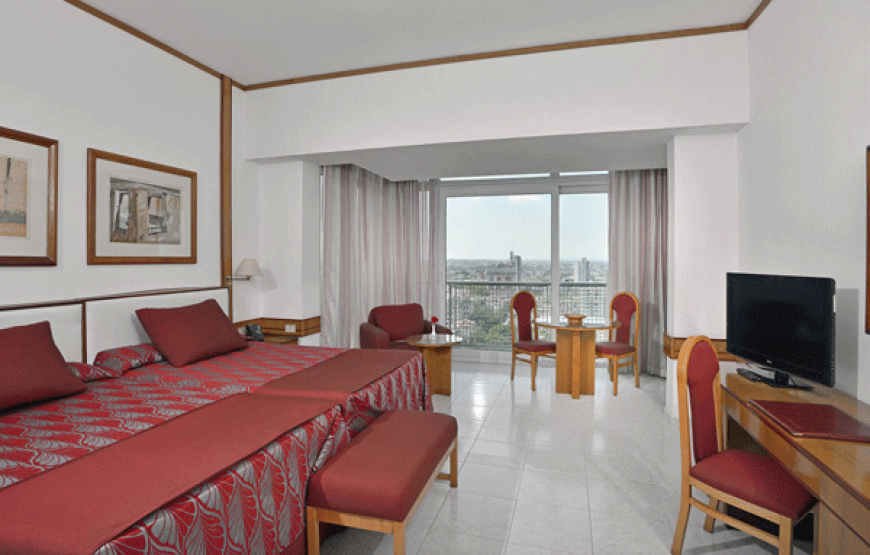SGL Tryp Room